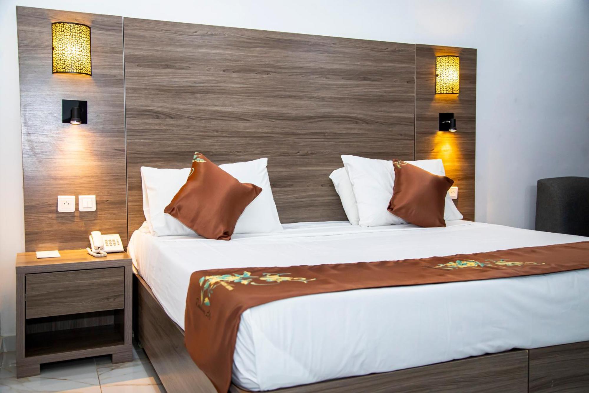 Hotel Sarakawa 로메 외부 사진