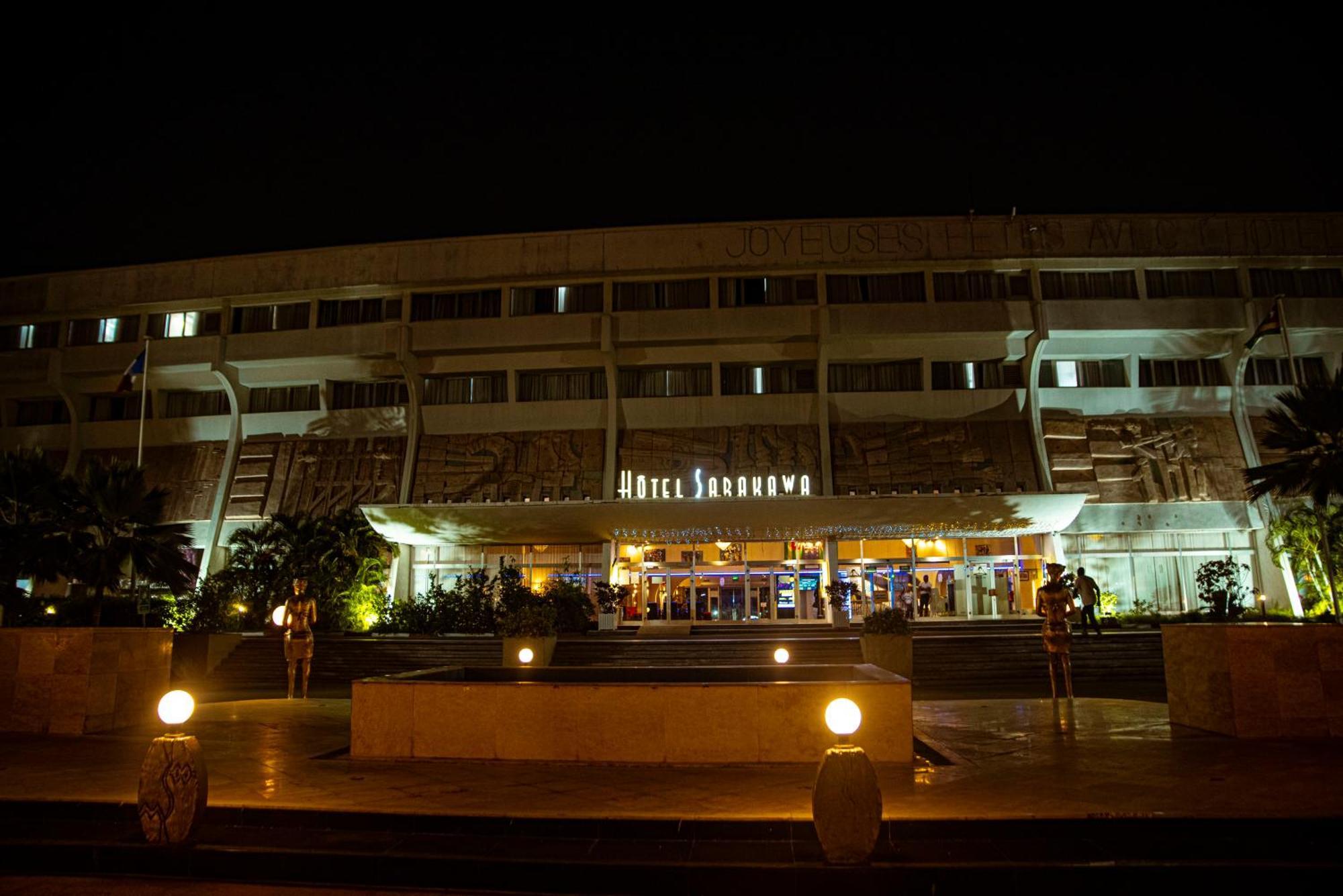 Hotel Sarakawa 로메 외부 사진