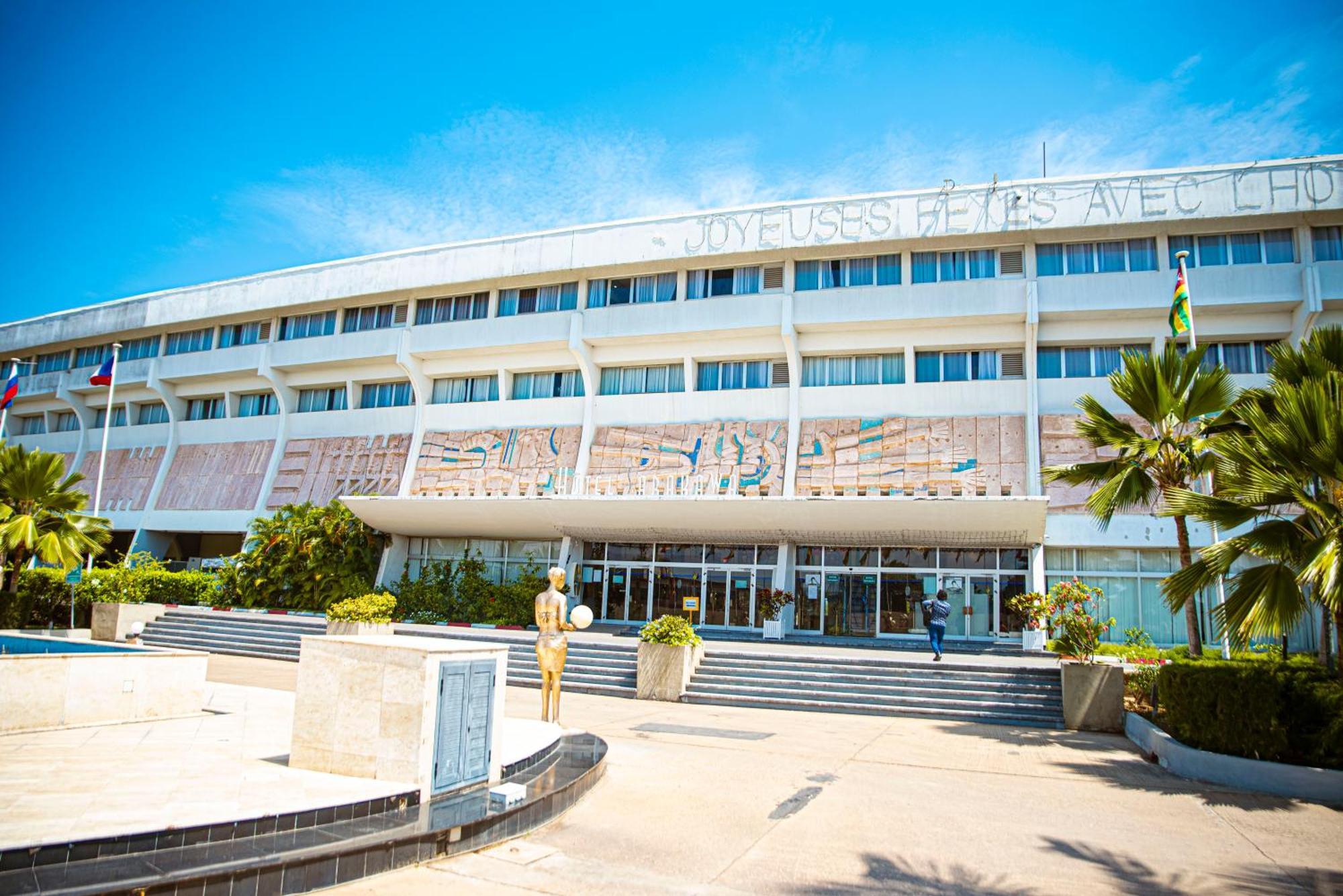 Hotel Sarakawa 로메 외부 사진